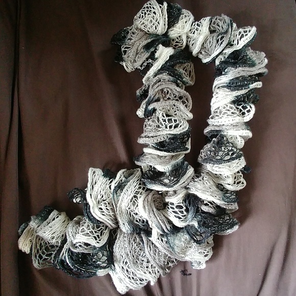 Accessories - Handknit scarf